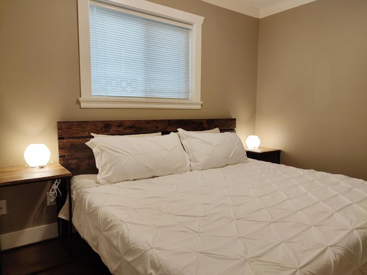 Private Suite W King Bed, Ground Level, Naturally Bright Vancouver Exterior foto