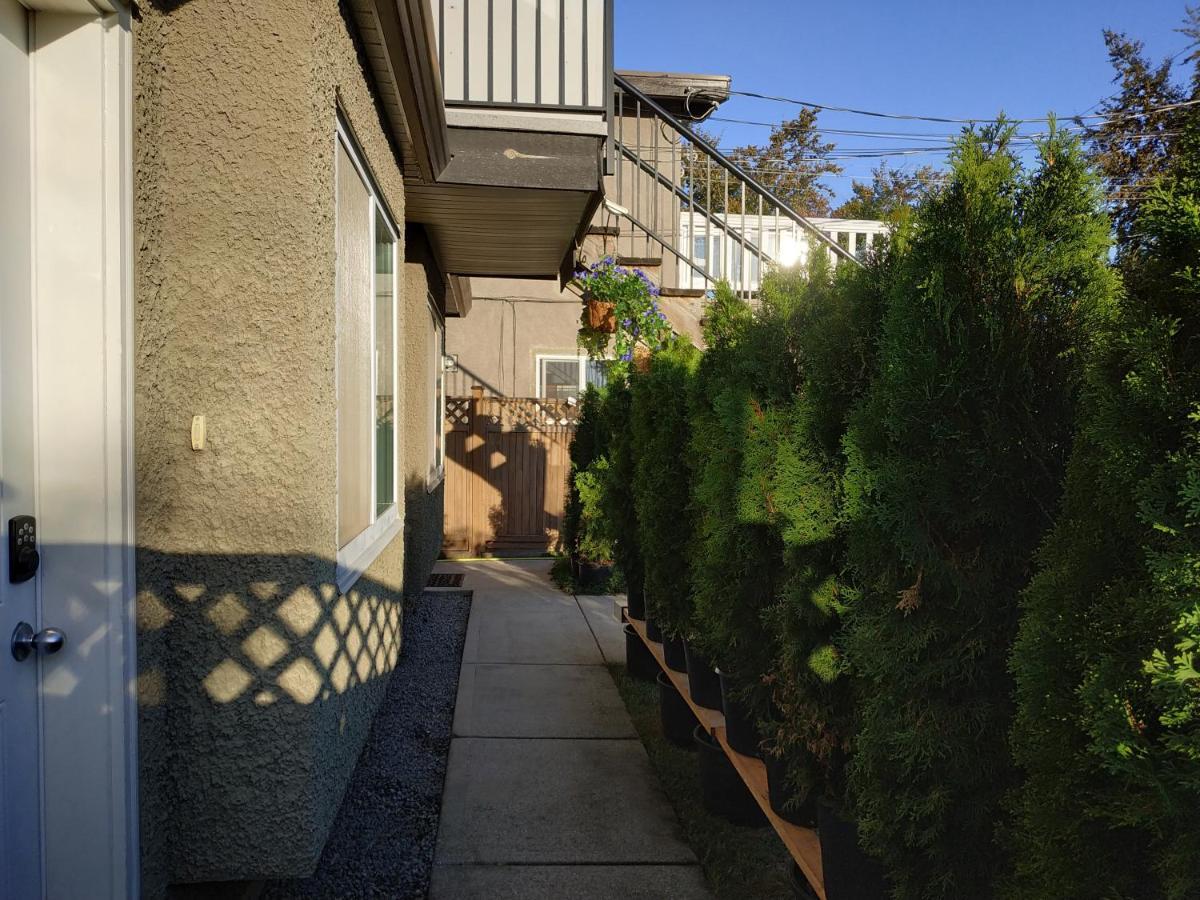 Private Suite W King Bed, Ground Level, Naturally Bright Vancouver Exterior foto