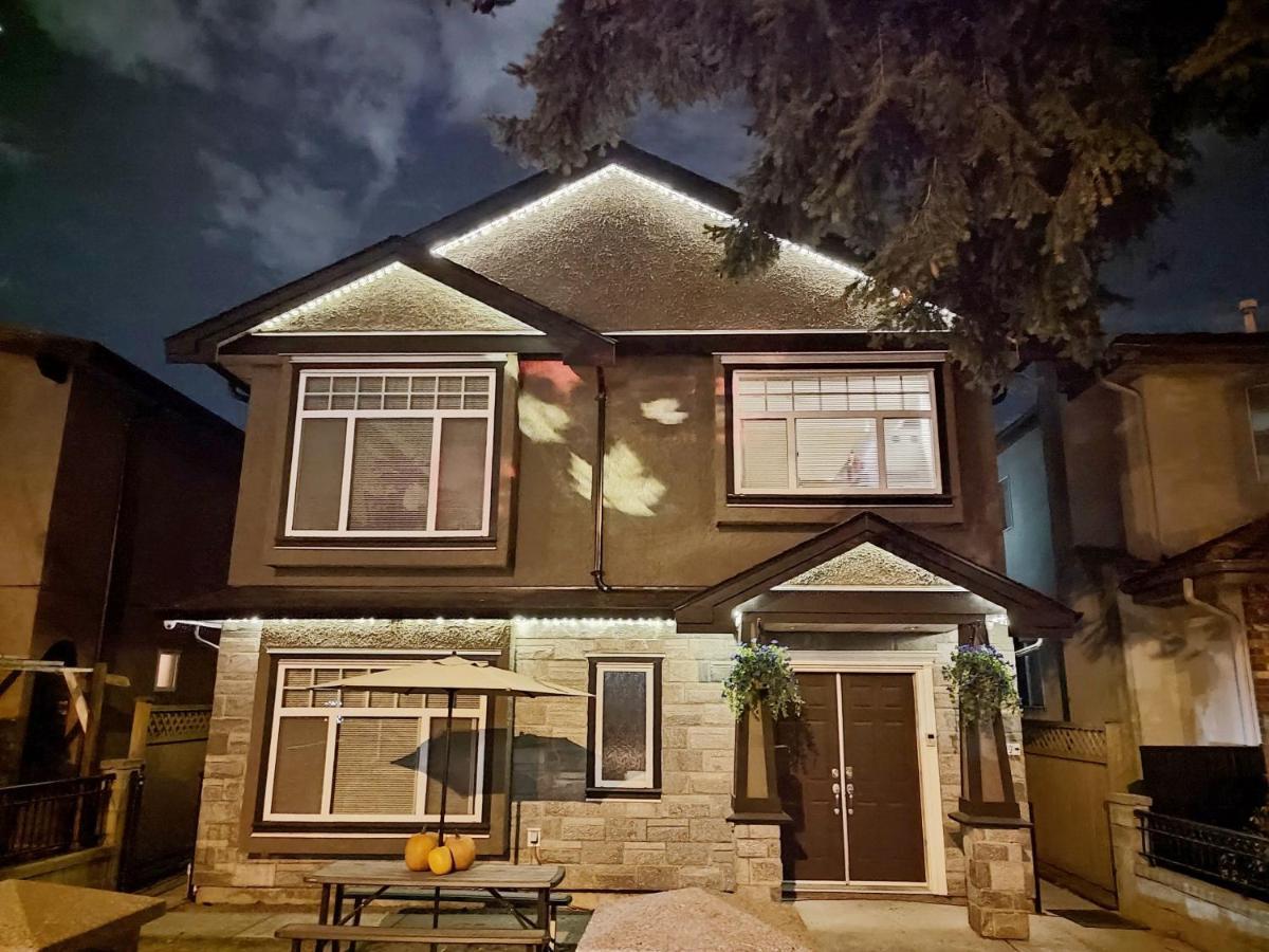 Private Suite W King Bed, Ground Level, Naturally Bright Vancouver Exterior foto