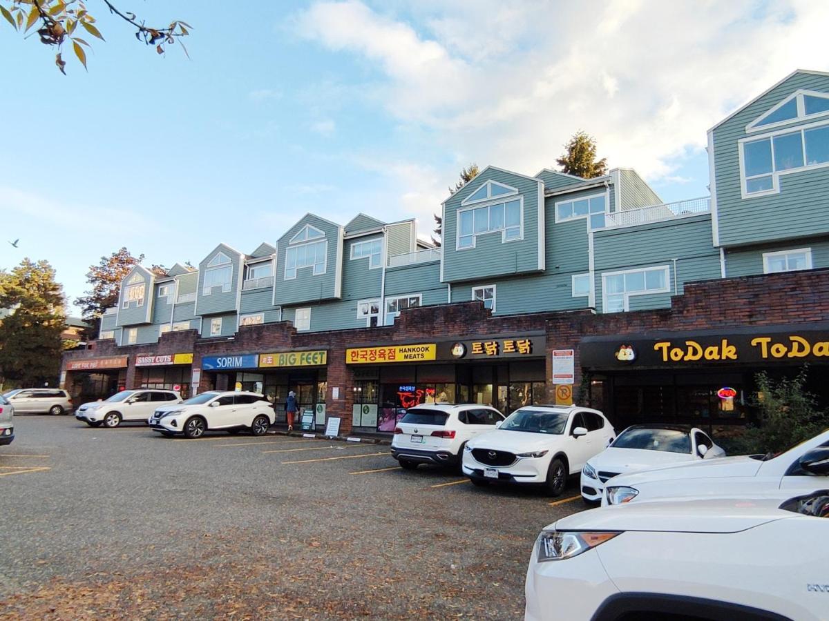 Private Suite W King Bed, Ground Level, Naturally Bright Vancouver Exterior foto